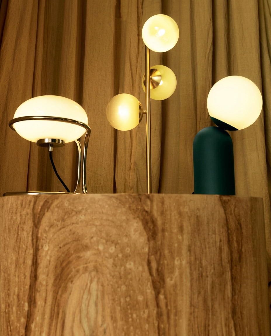 Lighting on travertine plinth